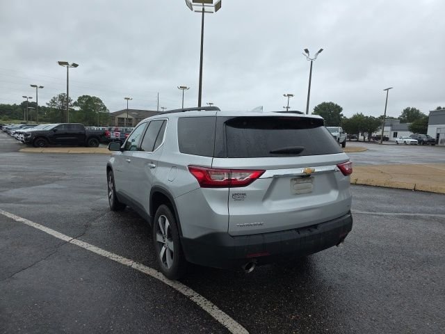 Used 2021 Silver Chevrolet LT Leather image 5