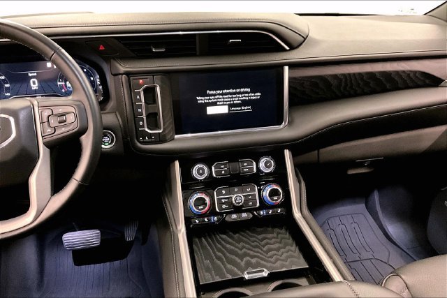 Used 2023 Onyx Black GMC Denali image 7