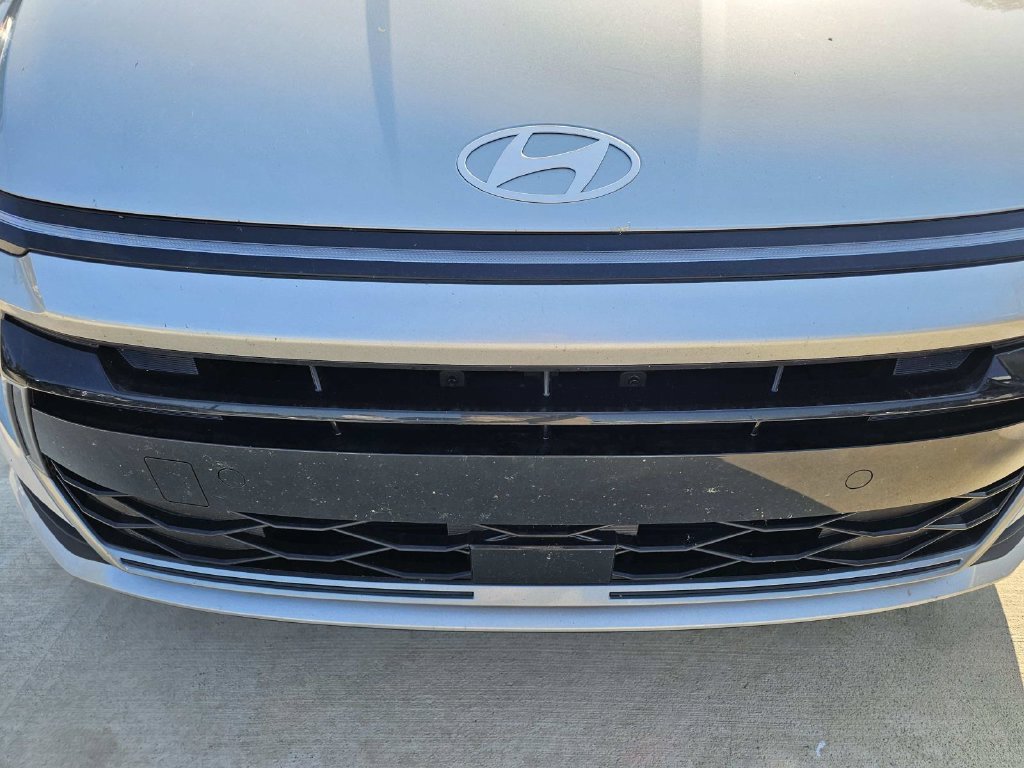 Used 2026 Silver Hyundai Blue image 6