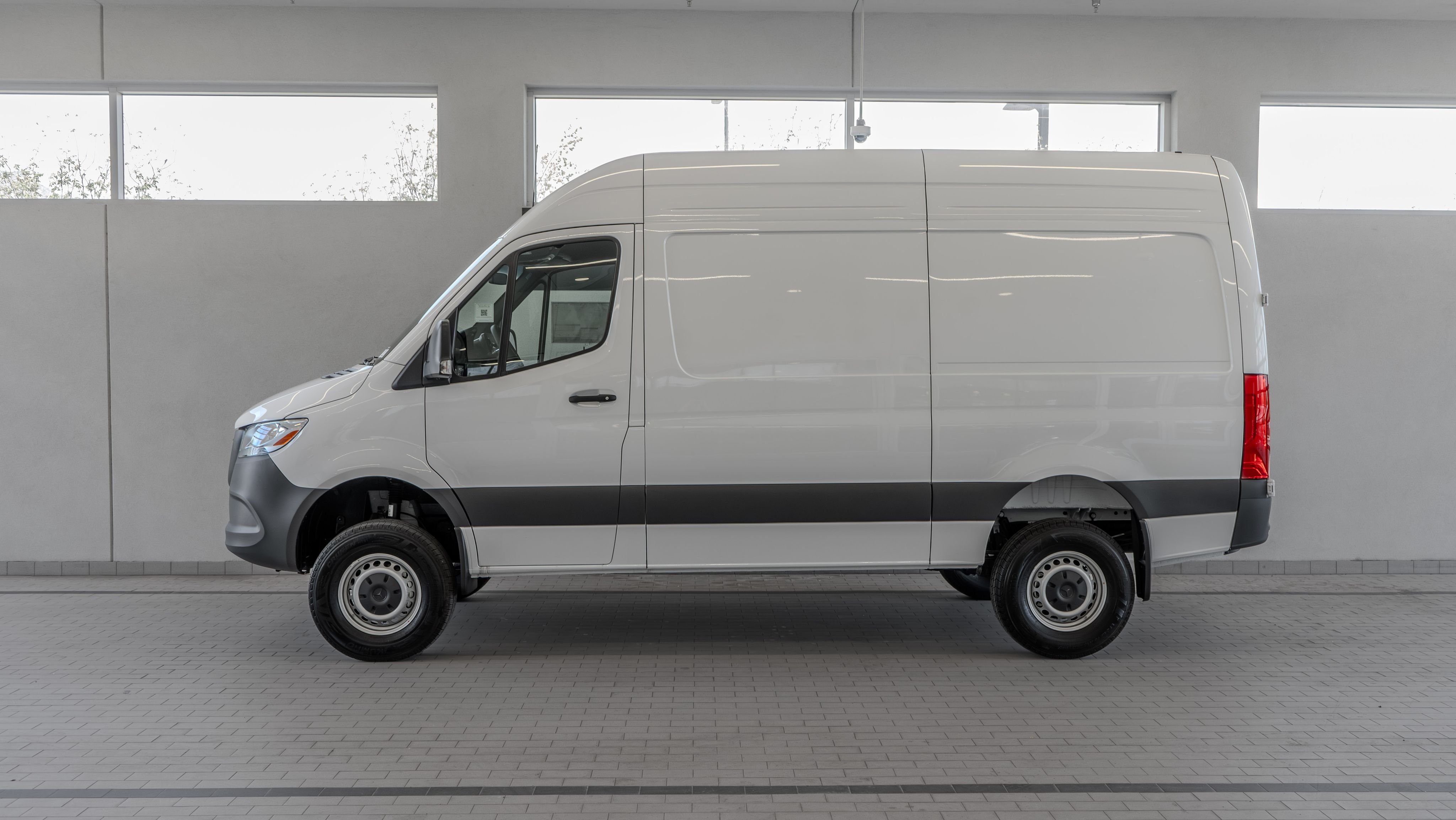 2025 Mercedes-Benz Sprinter Cargo Van Base - Photo 2