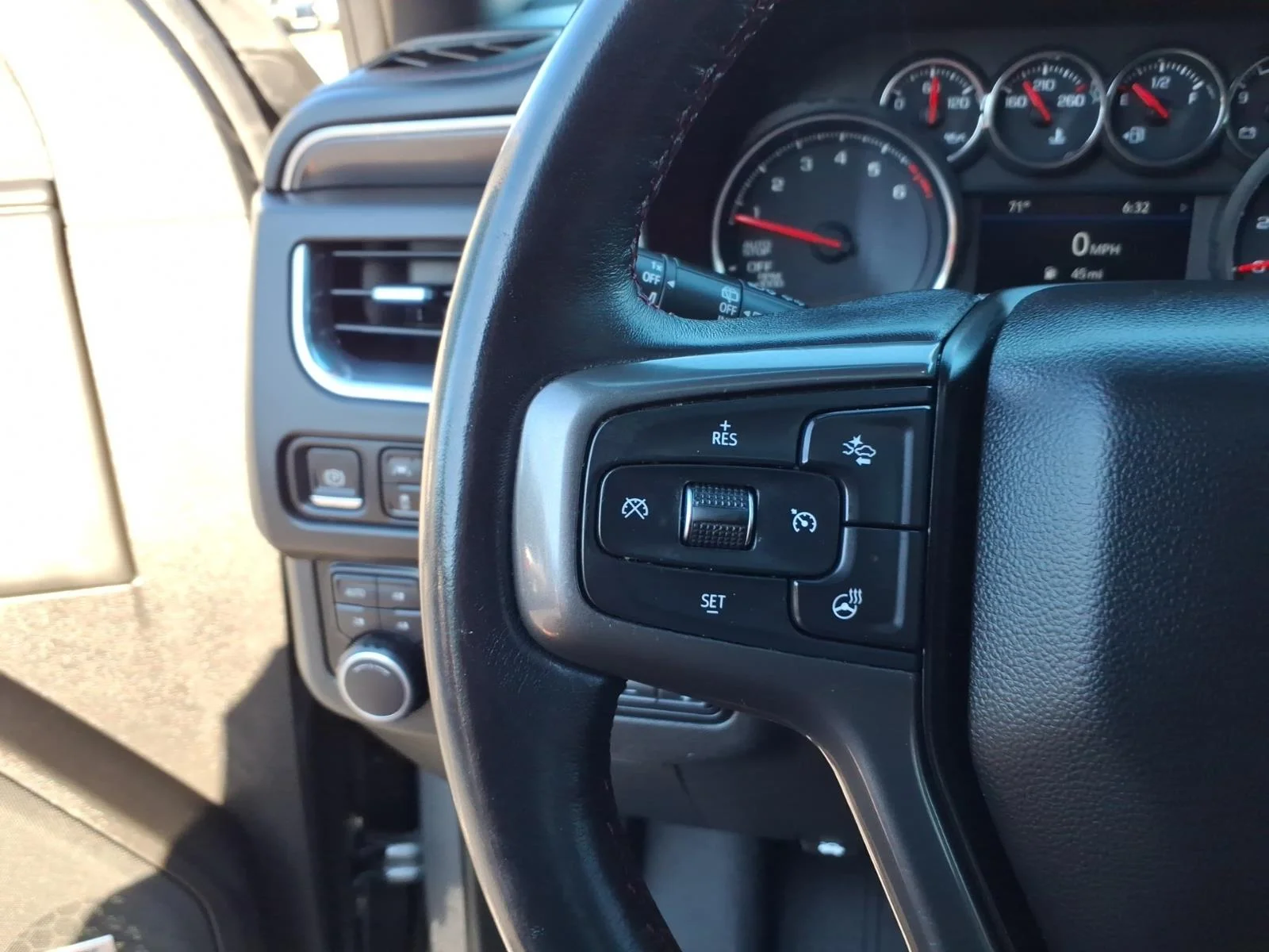 2021 Chevrolet Tahoe RST - Photo 17