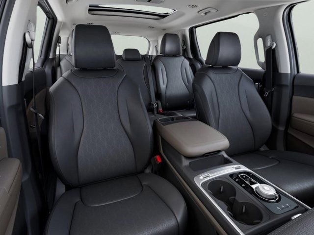 New 2026 Silver Kia SX image 11