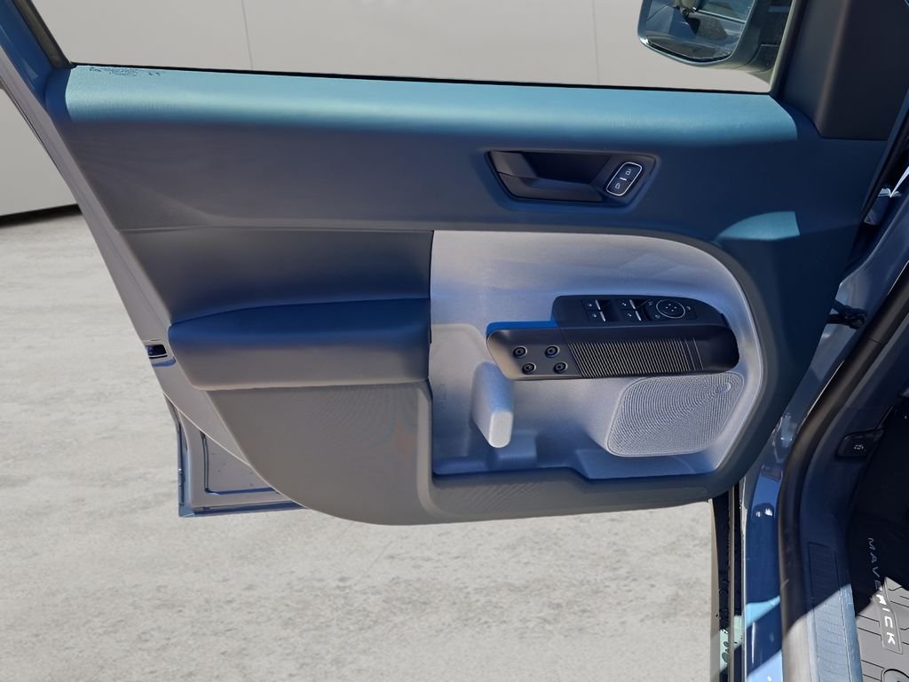New 2026 Azure Gray Metallic Tri-Coat Ford XLT image 12