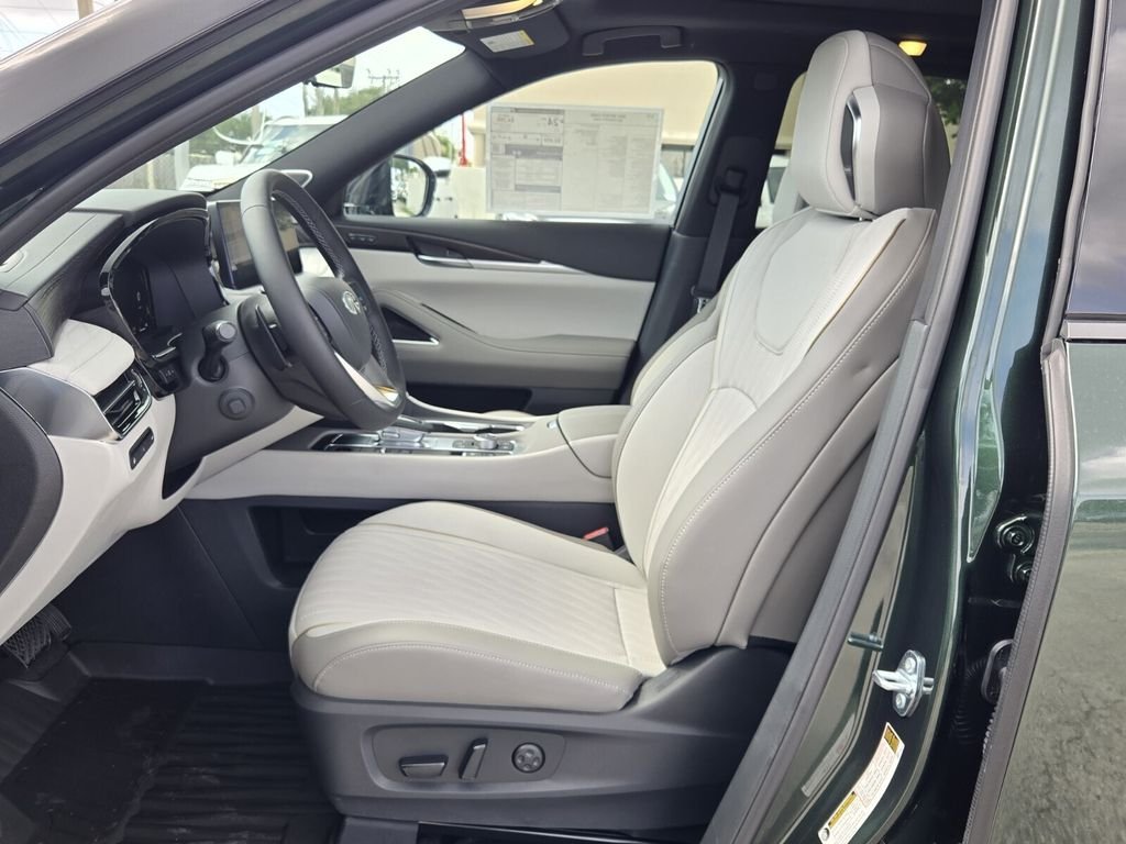 New 2027 2T DEEP EMRLD INFINITI Autograph AWD image 12