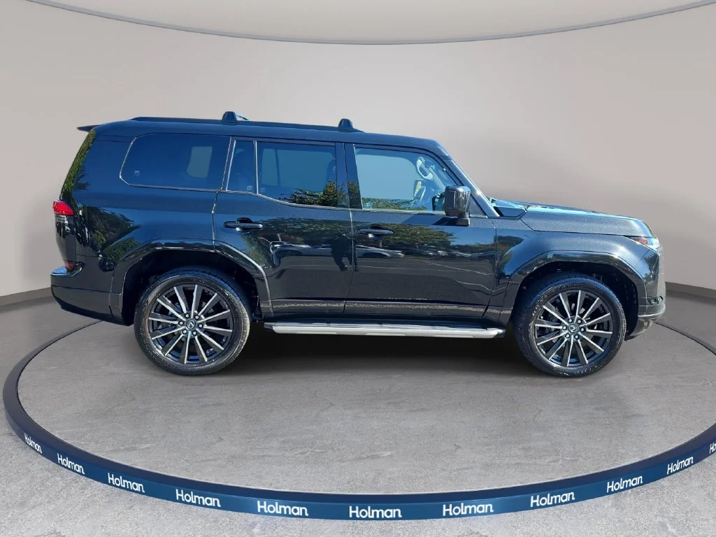 Certified Used 2024 CAVIAR Lexus 550 Luxury image 4