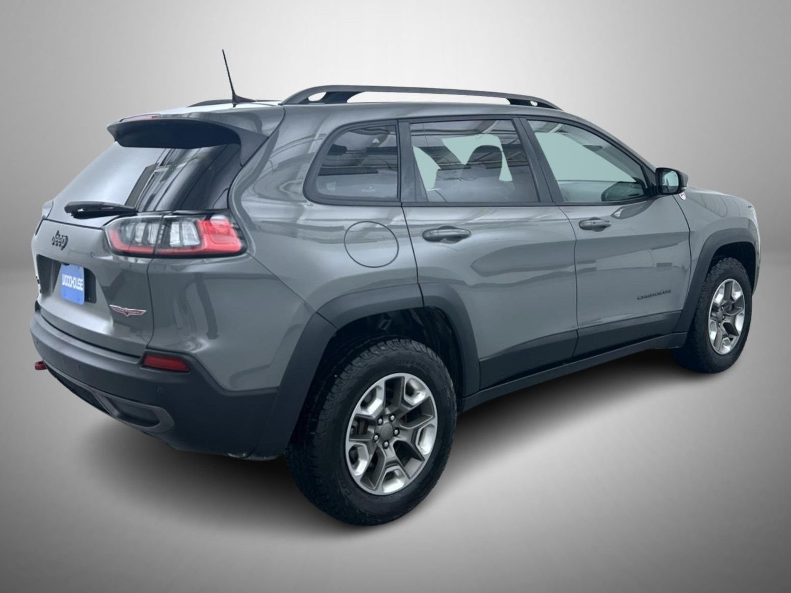 Used 2019 Gray Jeep Trailhawk image 5