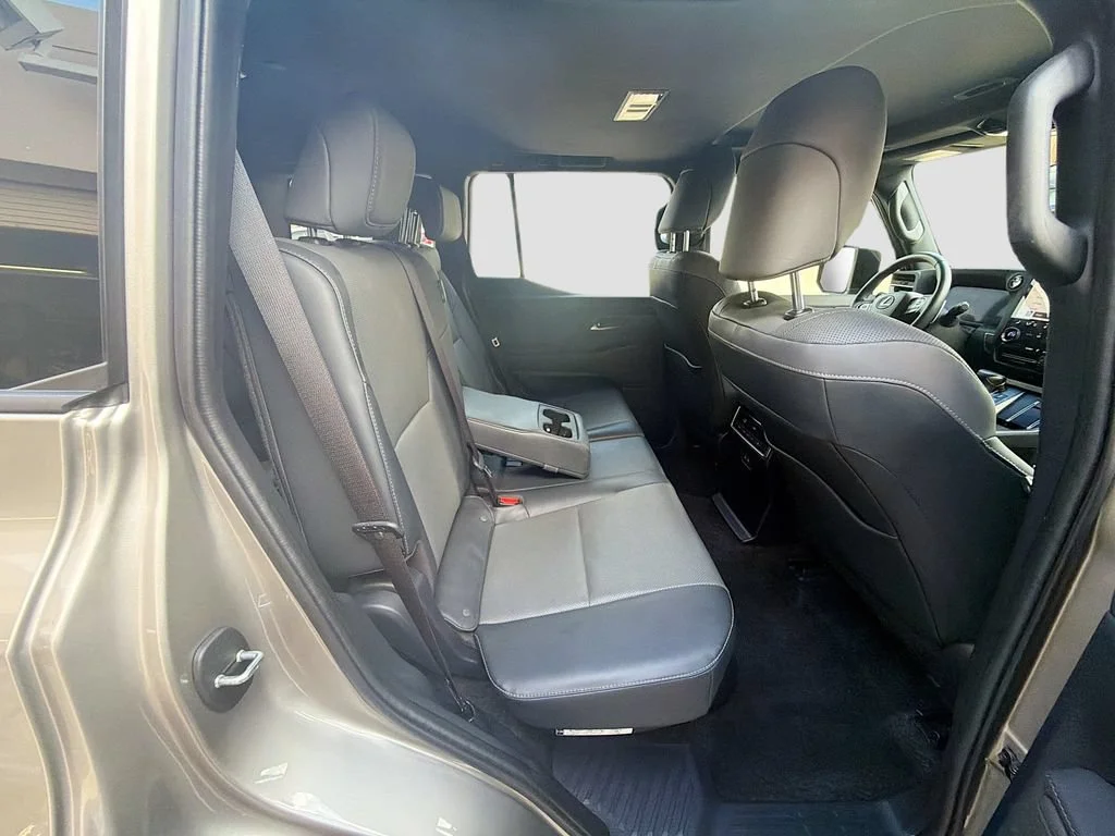 Certified Used 2024 Silver Lexus GX 550 Premium image 29