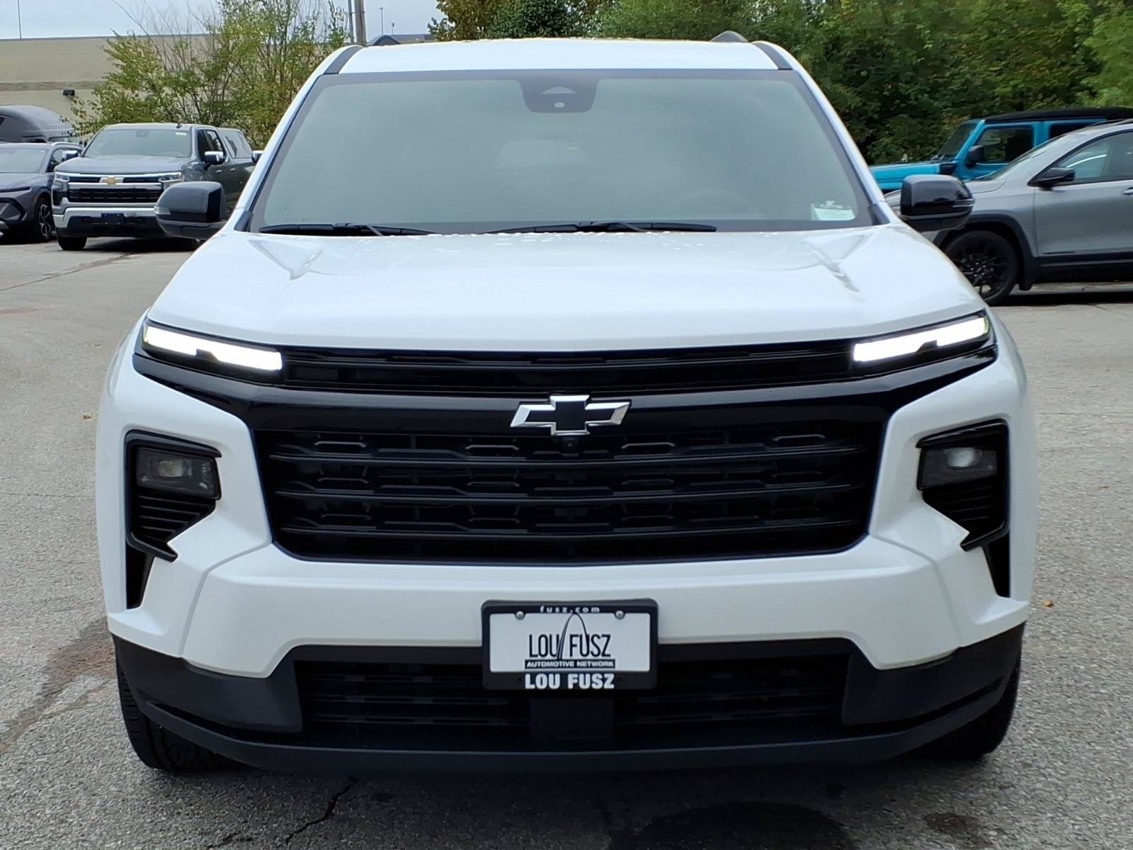 New 2027 Summit White Chevrolet LT image 22