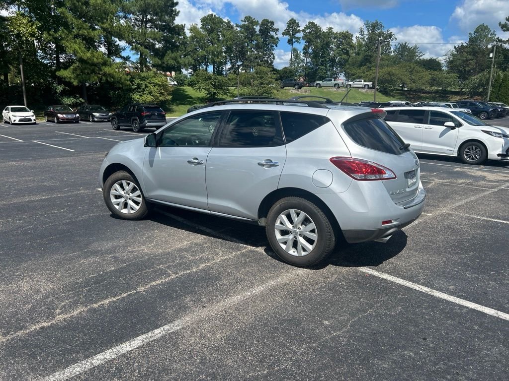 Used 2014 Silver Nissan SL image 4