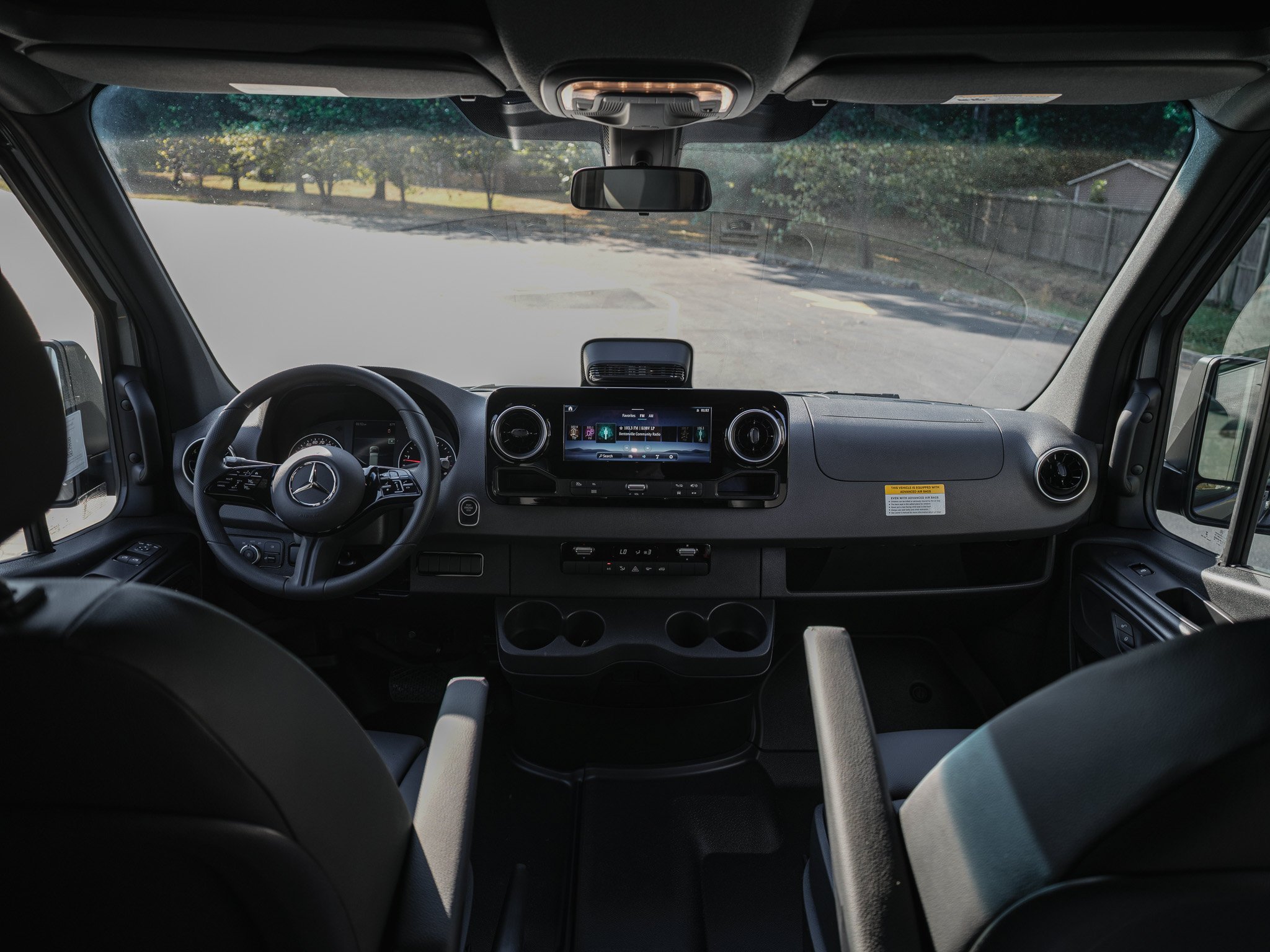 New 2025 SELENITE GREY Mercedes-Benz  image 20