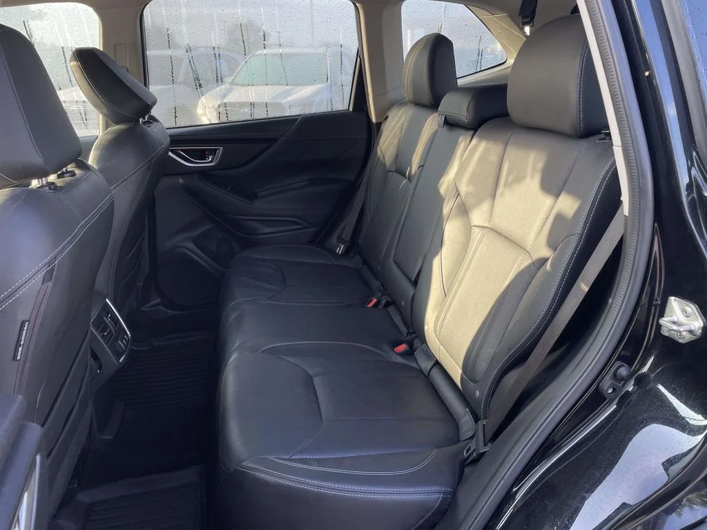 Used 2019 Crystal Black Silica Subaru Limited image 3