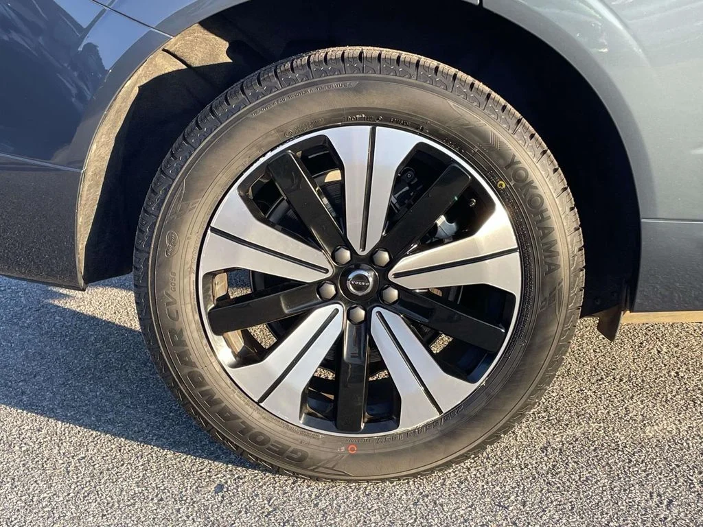 Used 2024 Denim Blue Metallic Volvo Plus Dark Theme image 31
