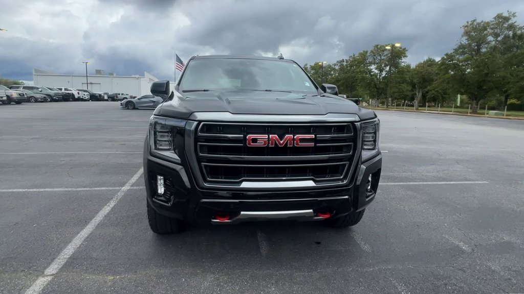 2023 Gmc Yukon AT4 photo 2