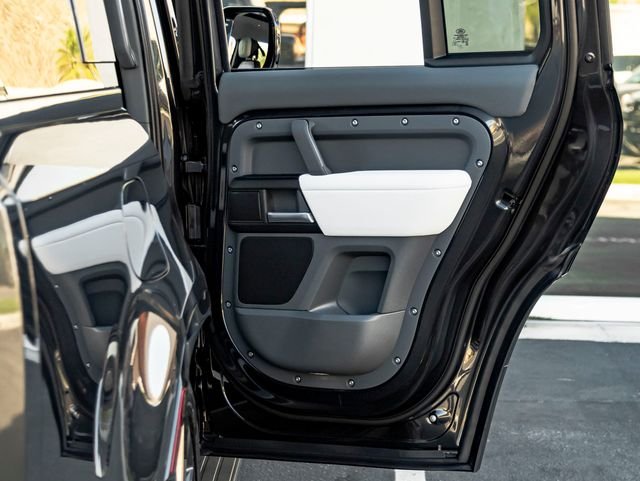 New 2026 Carpathian Grey Land Rover X image 33