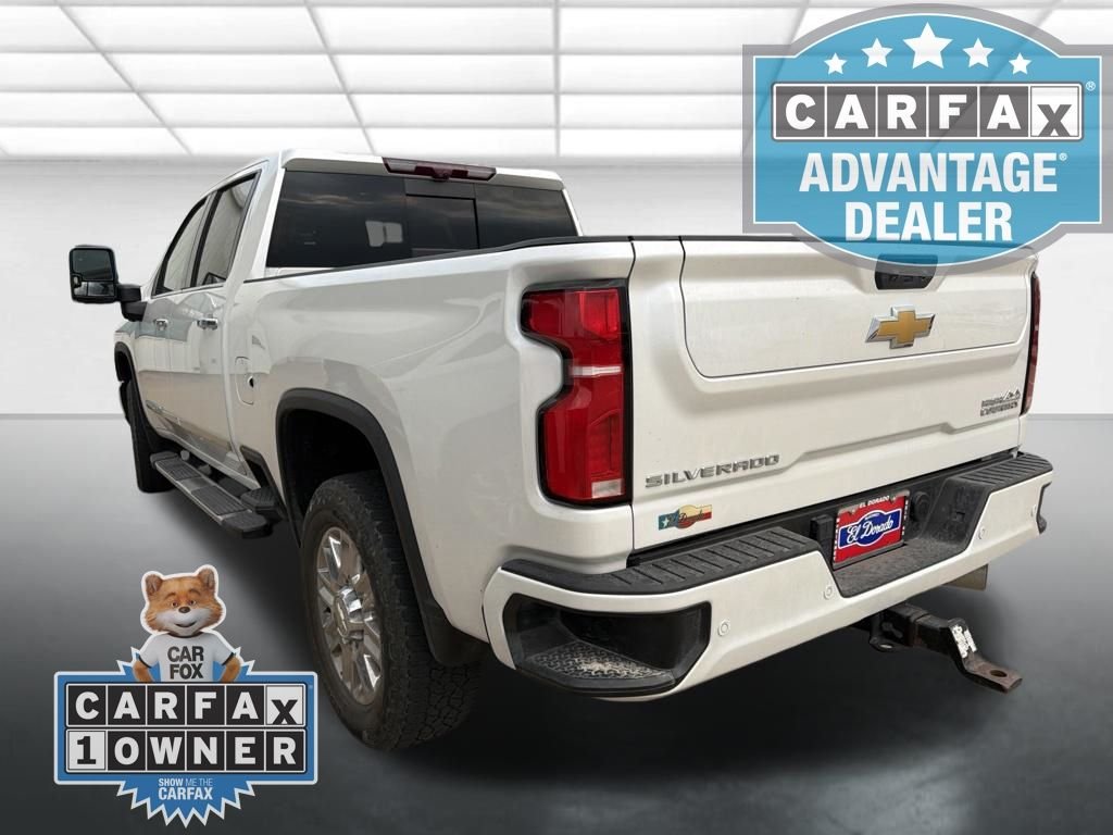 Used 2025 Iridescent Pearl Tricoat Chevrolet High Country image 5