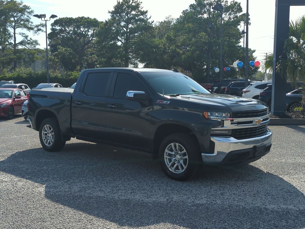 Used 2022 Gray Chevrolet LT image 9