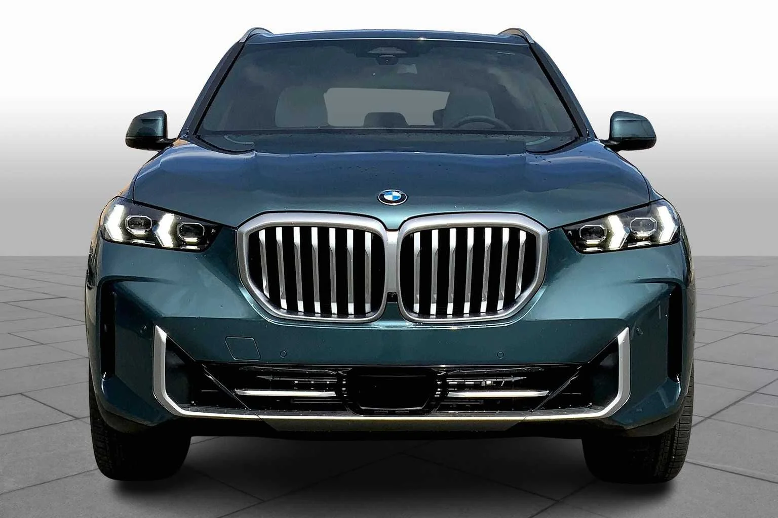 New 2026 Blue Ridge Mountain Metallic BMW xDrive40i image 3