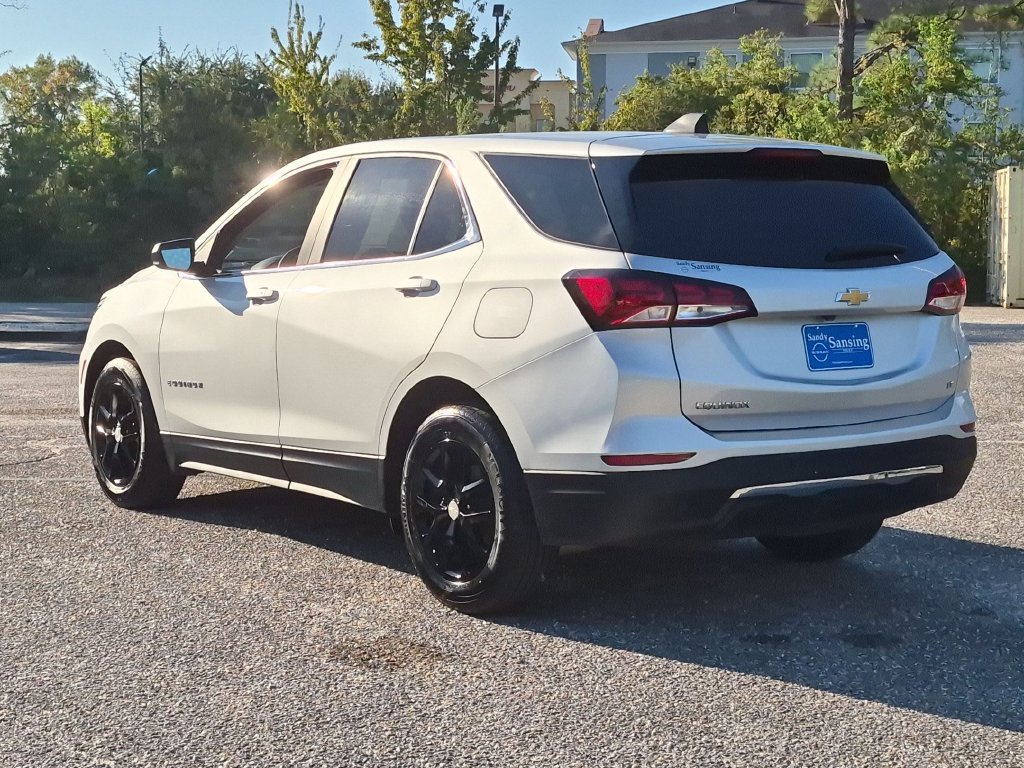 Used 2022 Silver Chevrolet LT image 3