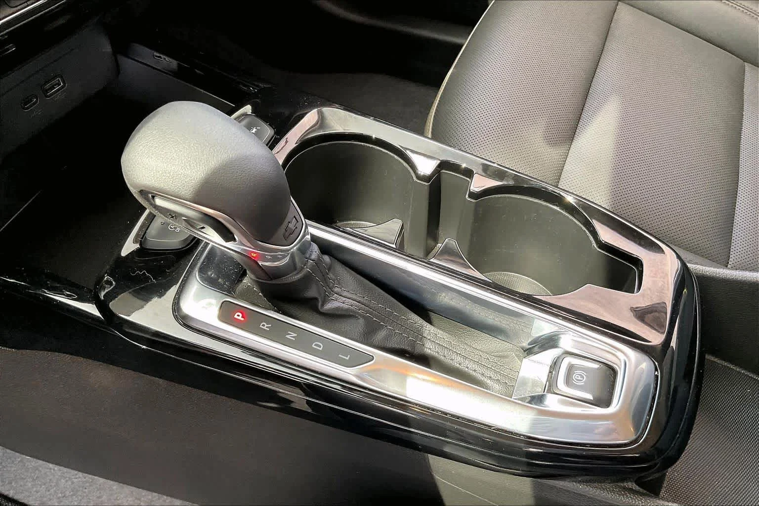 Used 2025 Sterling Gray Metallic Chevrolet ACTIV image 15