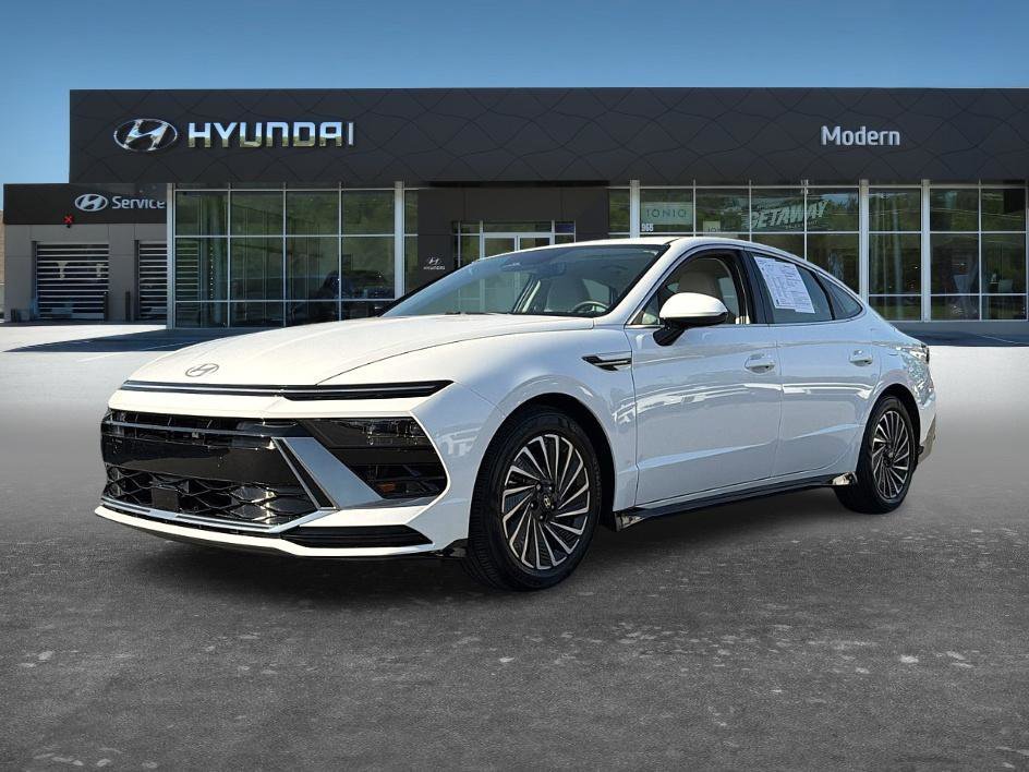 2025 Hyundai Sonata SEL's photo