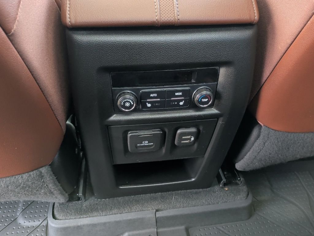 Used 2021 Black Chevrolet High Country image 43