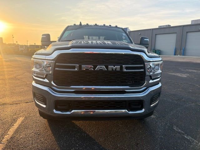 Used 2024 Granite Crystal Clearcoat Metallic Ram Tradesman image 2