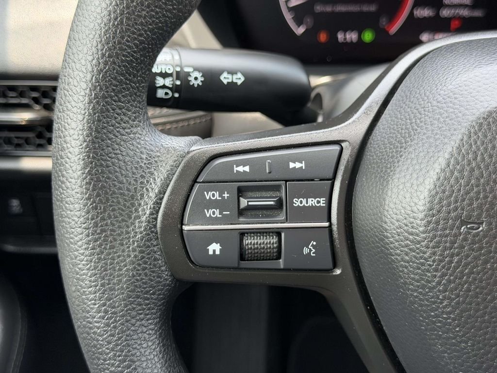 Used 2025 Gray Honda LX image 9