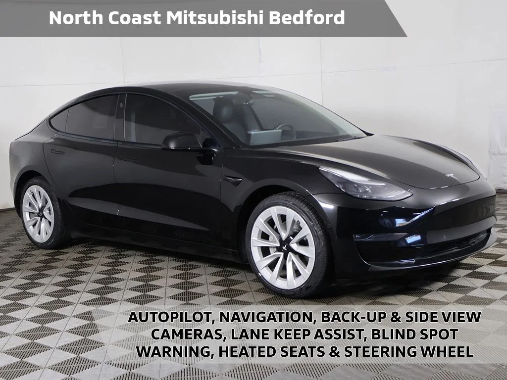 2022 Tesla Model 3 Long Range Dual Motor All-Wheel Drive's photo