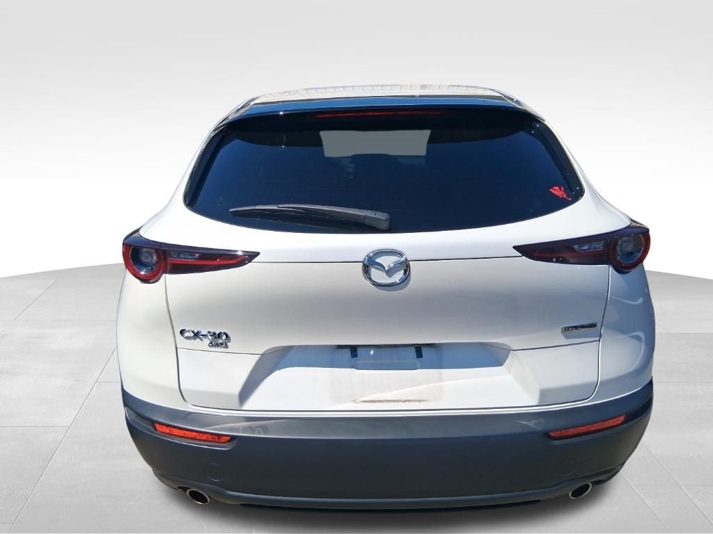 Used 2021 White Mazda Select image 15