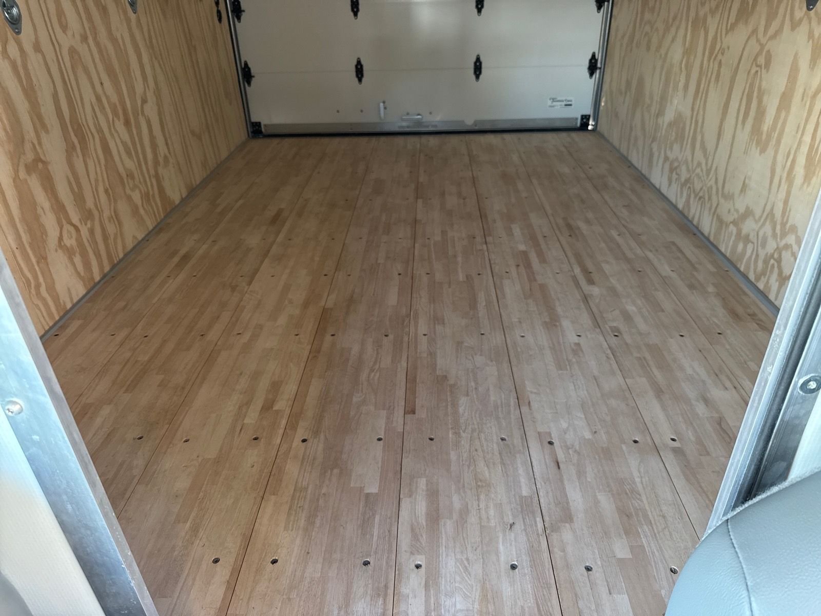 New 2026 Oxford White Ford E-450 DRW image 30