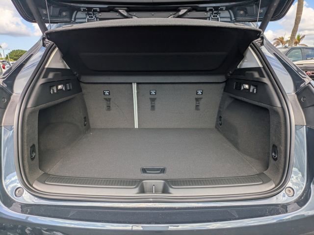 New 2026 Quartz Blue Metallic Buick Avenir image 16