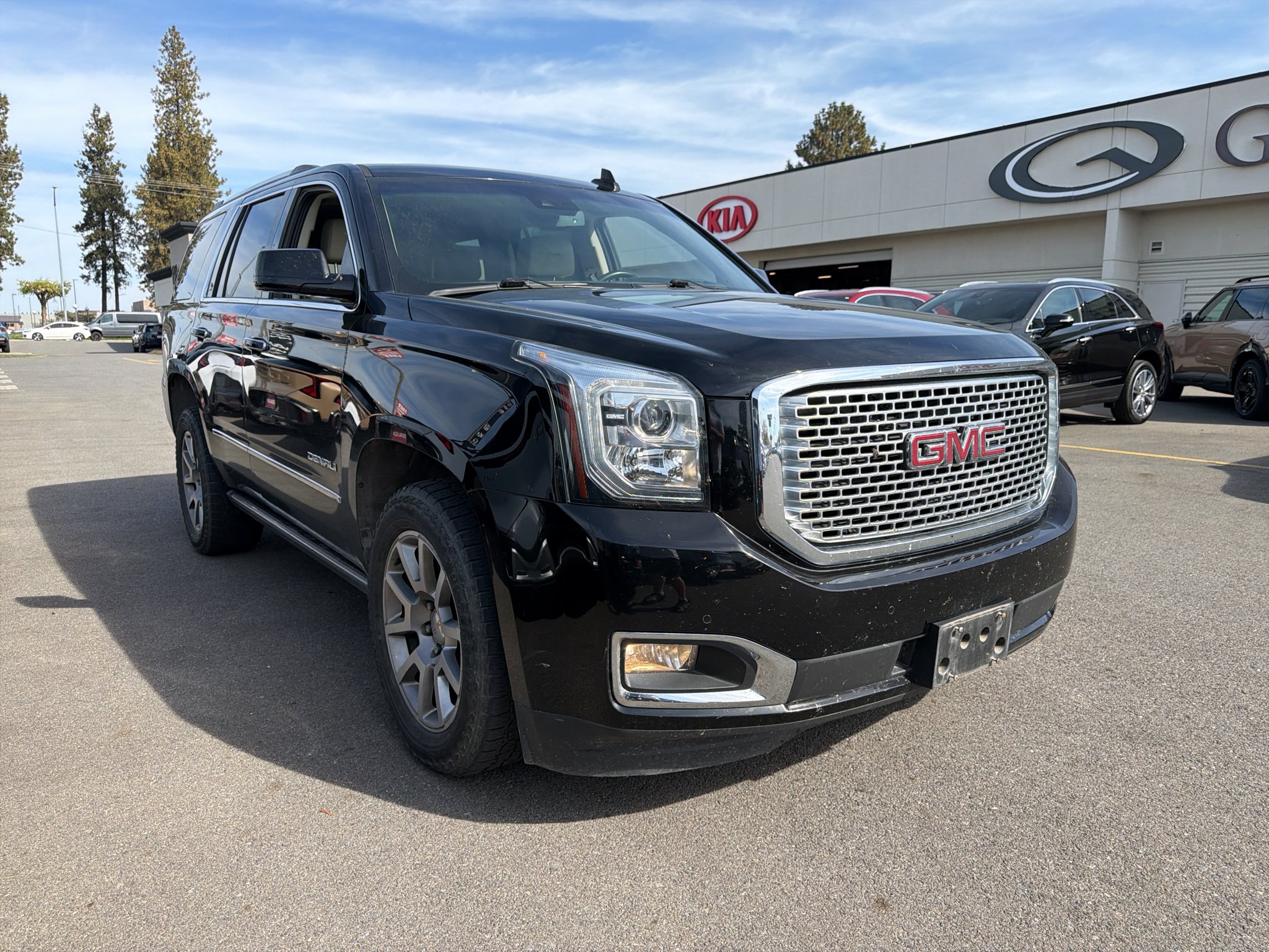 Used 2017 ONYX BLACK GMC Denali image 3