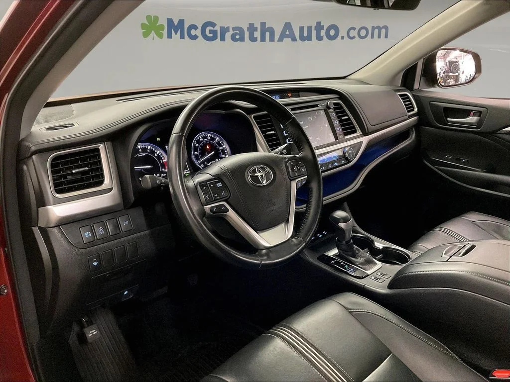 Certified Used 2018 Red Toyota SE image 17