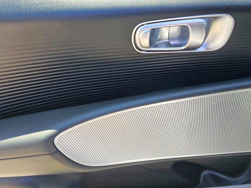 2024 Hyundai IONIQ 6 SE - Photo 22