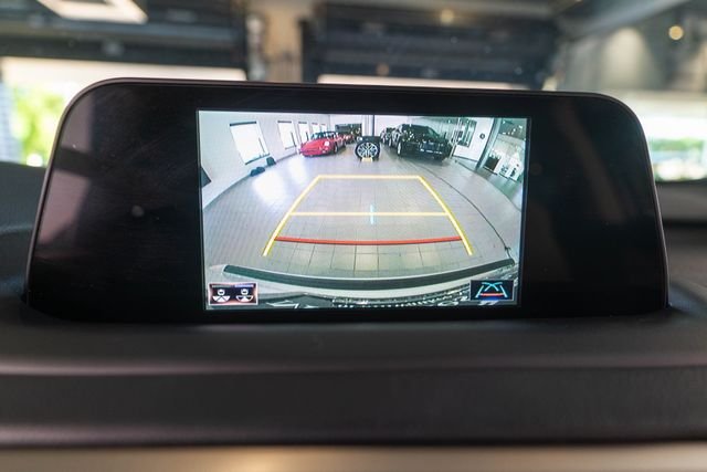 Used 2022 White Lexus 350L image 29