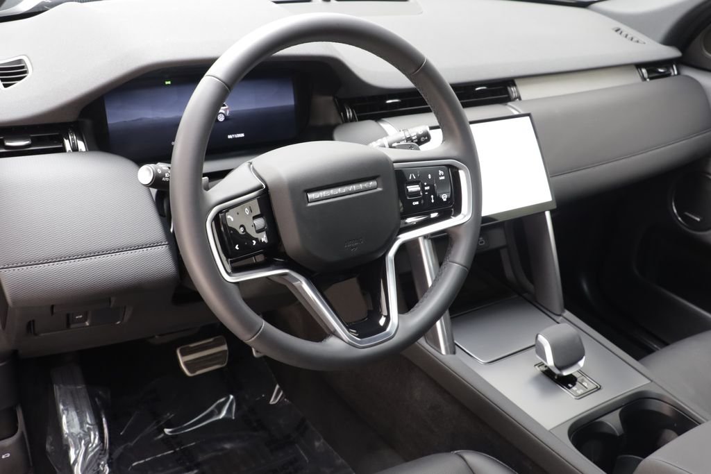 Certified Used 2025 Gray Land Rover SE image 7