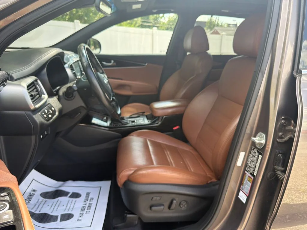 Used 2019 Brown Kia SX Limited image 19