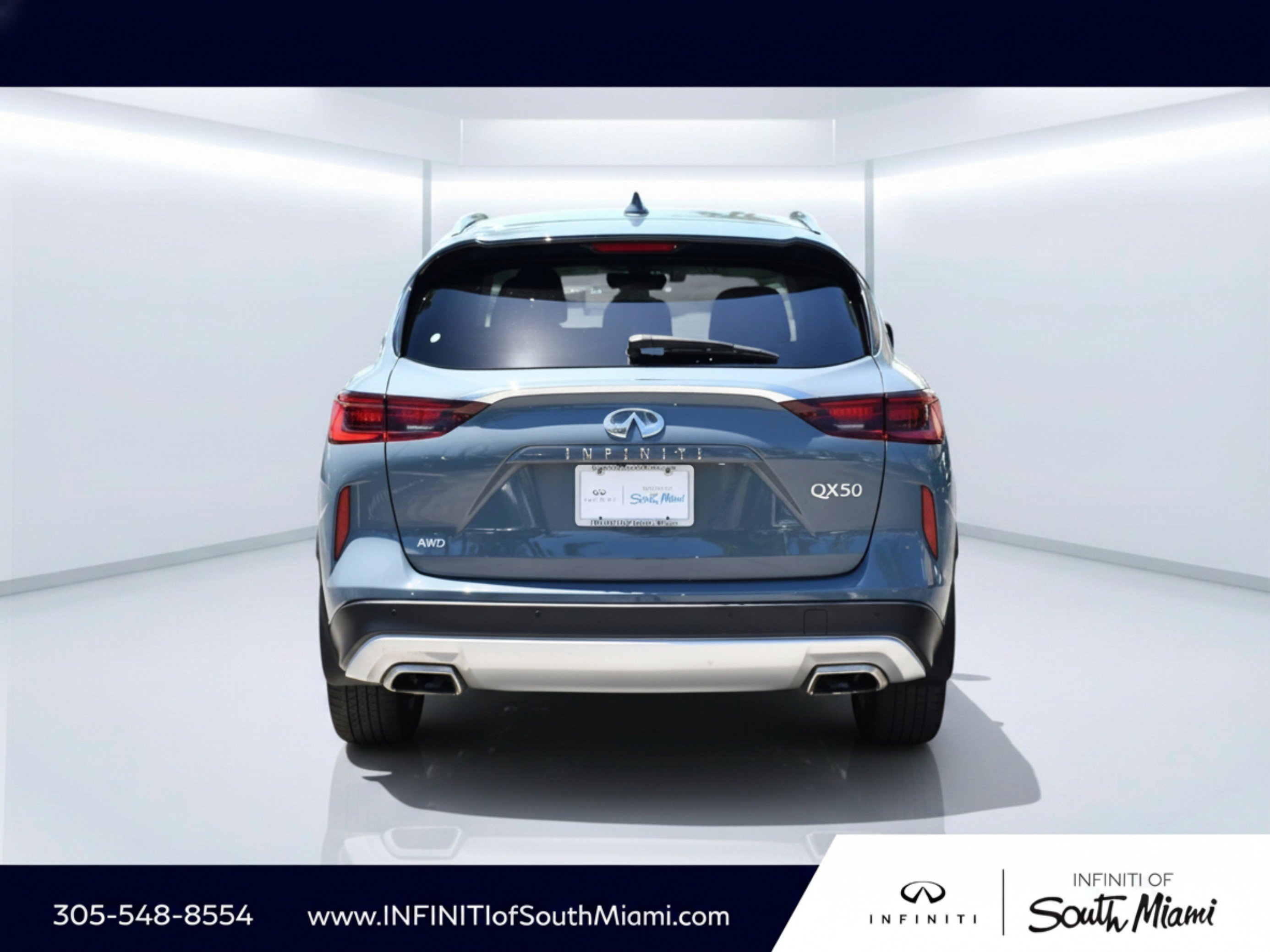 Used 2025 Slate Gray INFINITI LUXE image 5