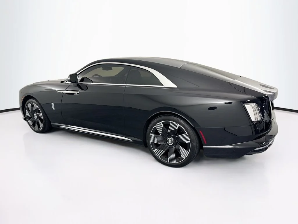 Used 2024 Black Rolls-Royce  image 7