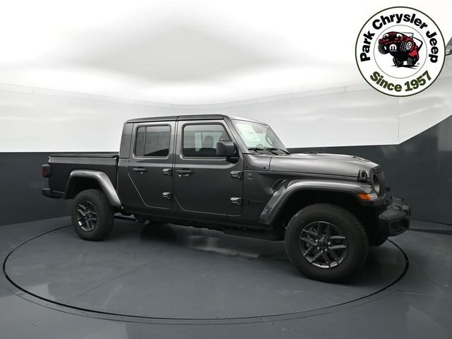 New 2026 Granite Crystal Metallic Clear-Coat Exterior Paint Jeep Sport S image 1
