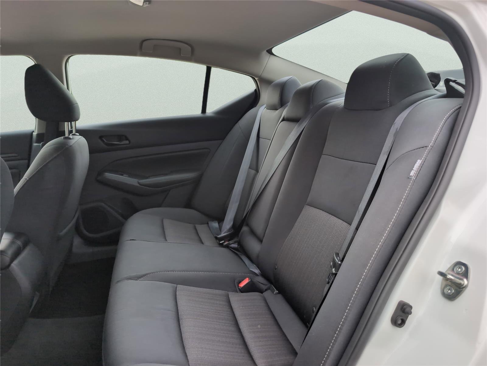 2025 Nissan Altima SV - Photo 31