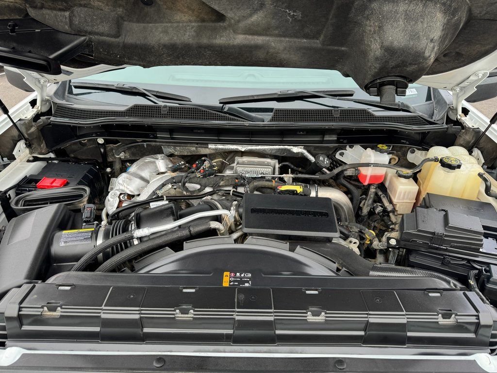 2022 Chevrolet Silverado 3500HD LT - Photo 9