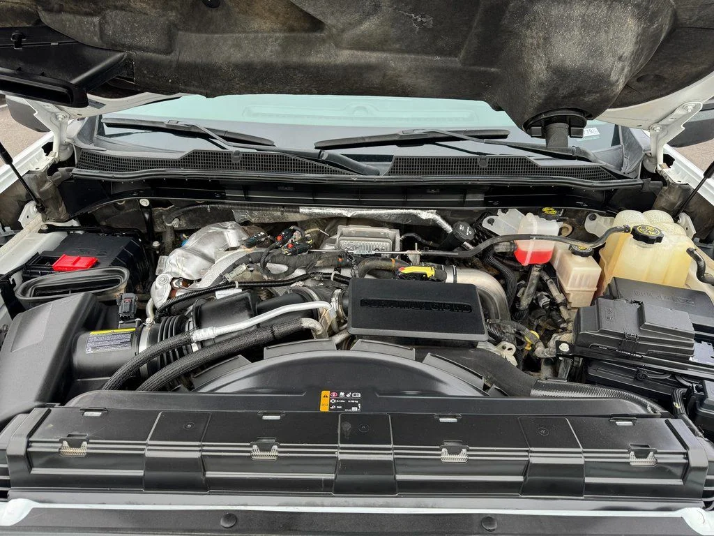 2022 Chevrolet Silverado 3500HD LT - Photo 9