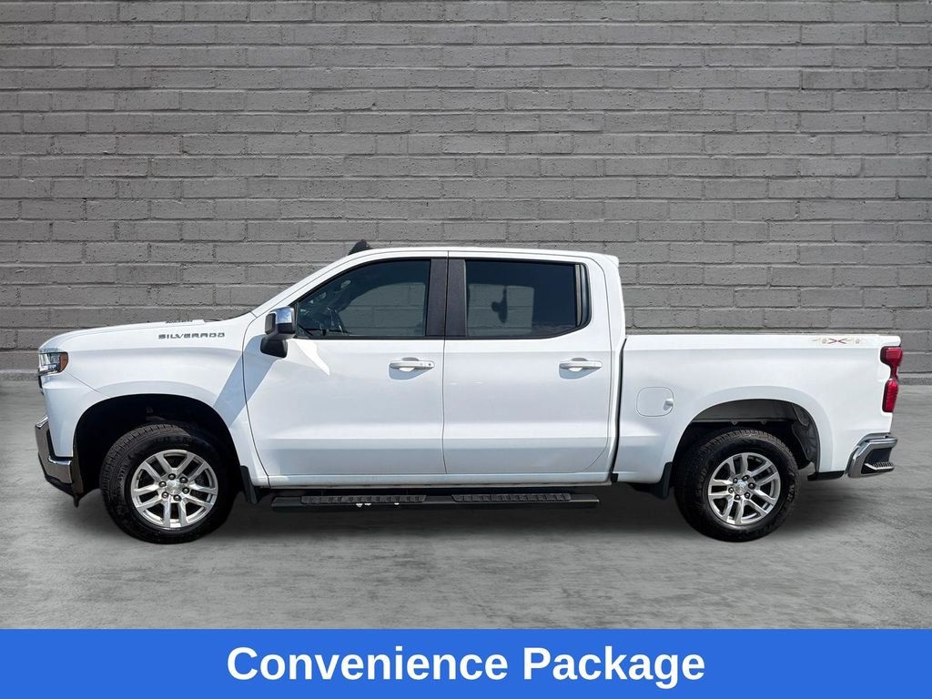 Used 2021 White Chevrolet LT image 5