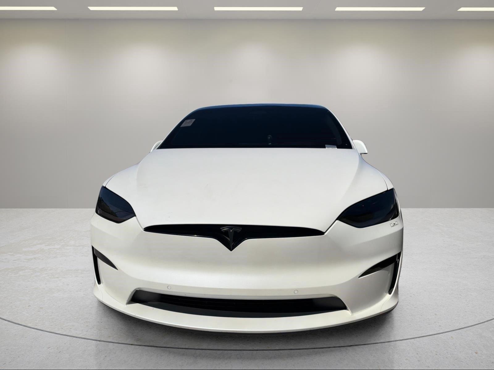 Used 2022 Pearl White Multi-Coat Tesla Plaid image 5