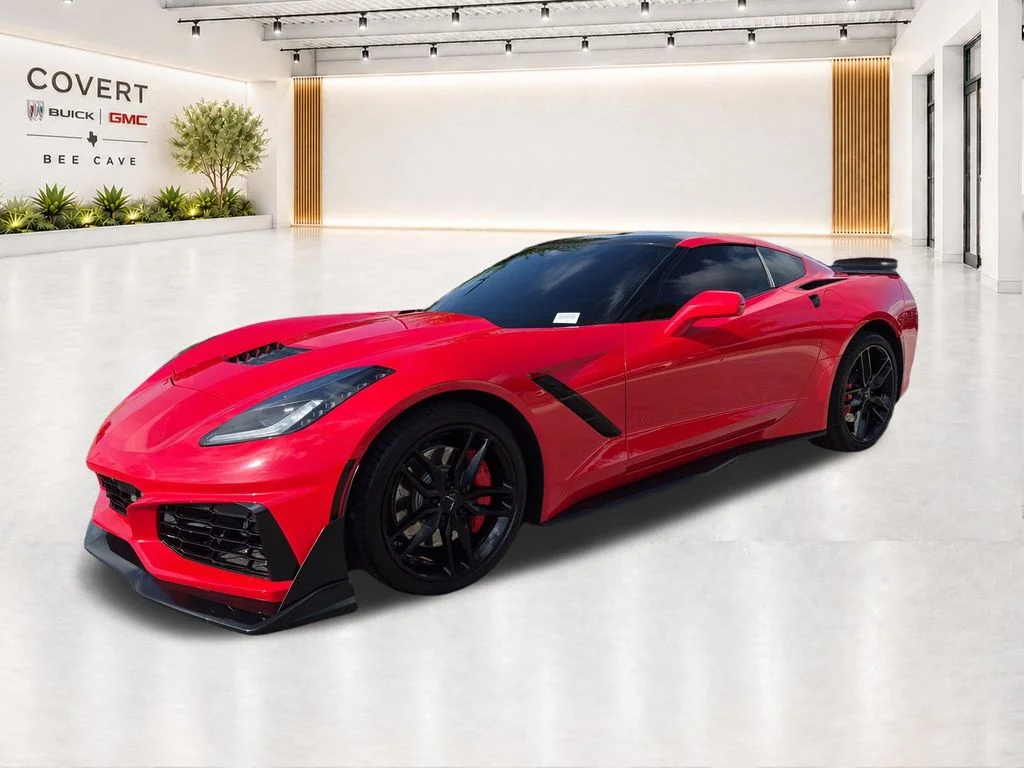 Used 2014 Red Chevrolet Z51 image 4