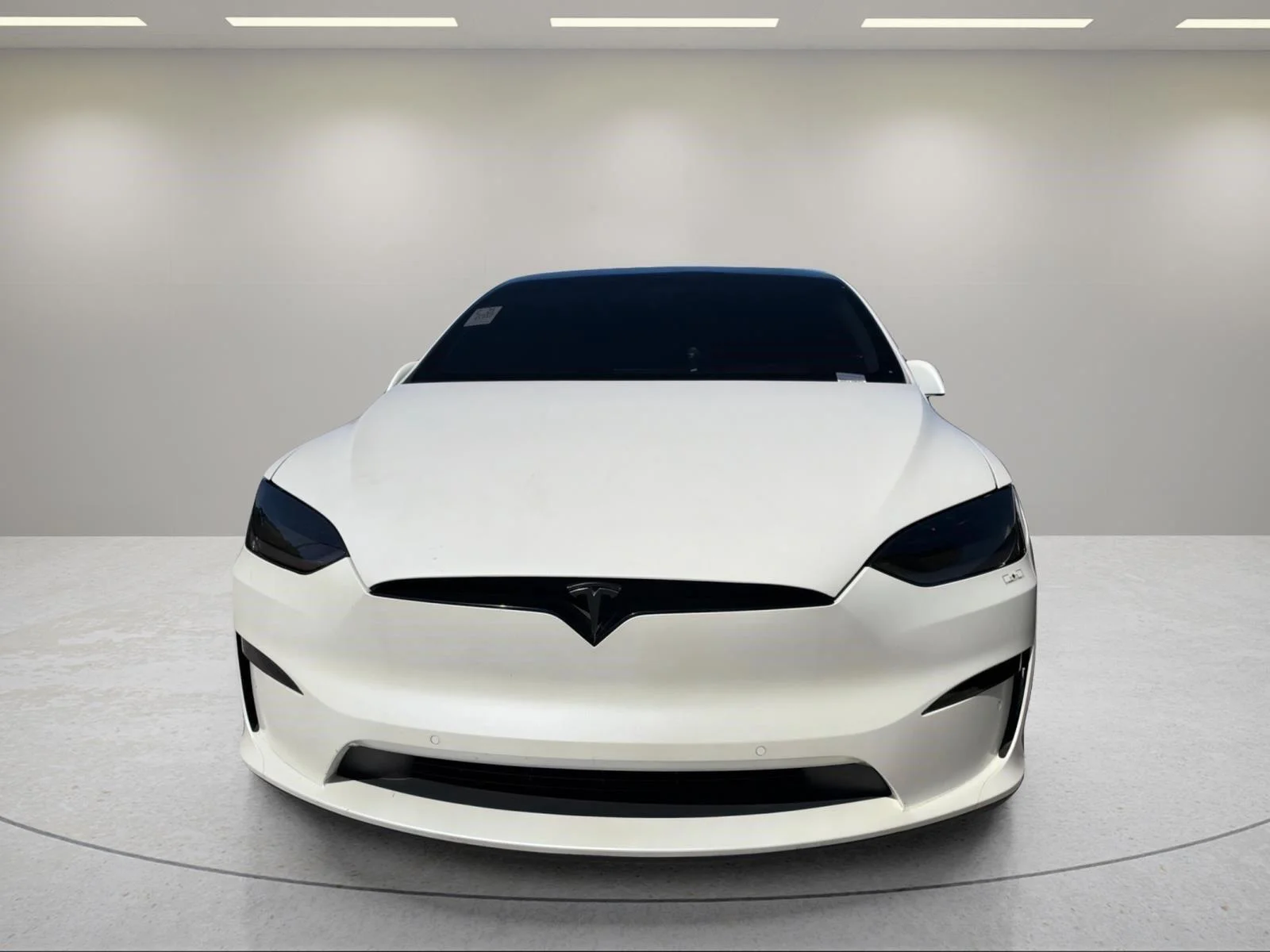 Used 2022 Pearl White Multi-Coat Tesla Plaid image 5