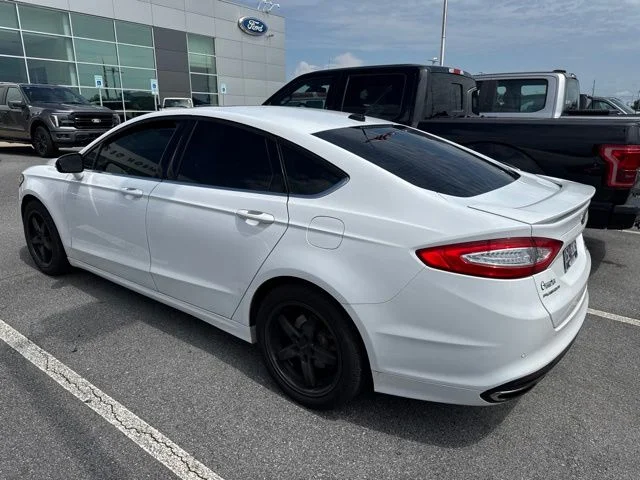 Used 2016 White Ford SE image 6