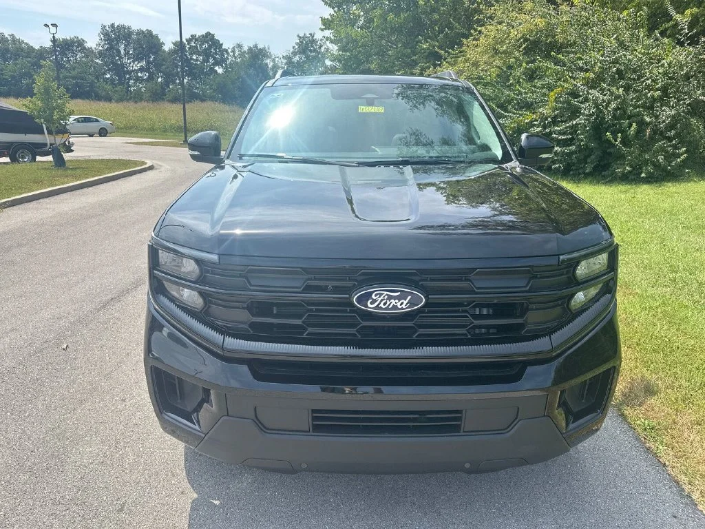 New 2027 Black Ford Active image 11