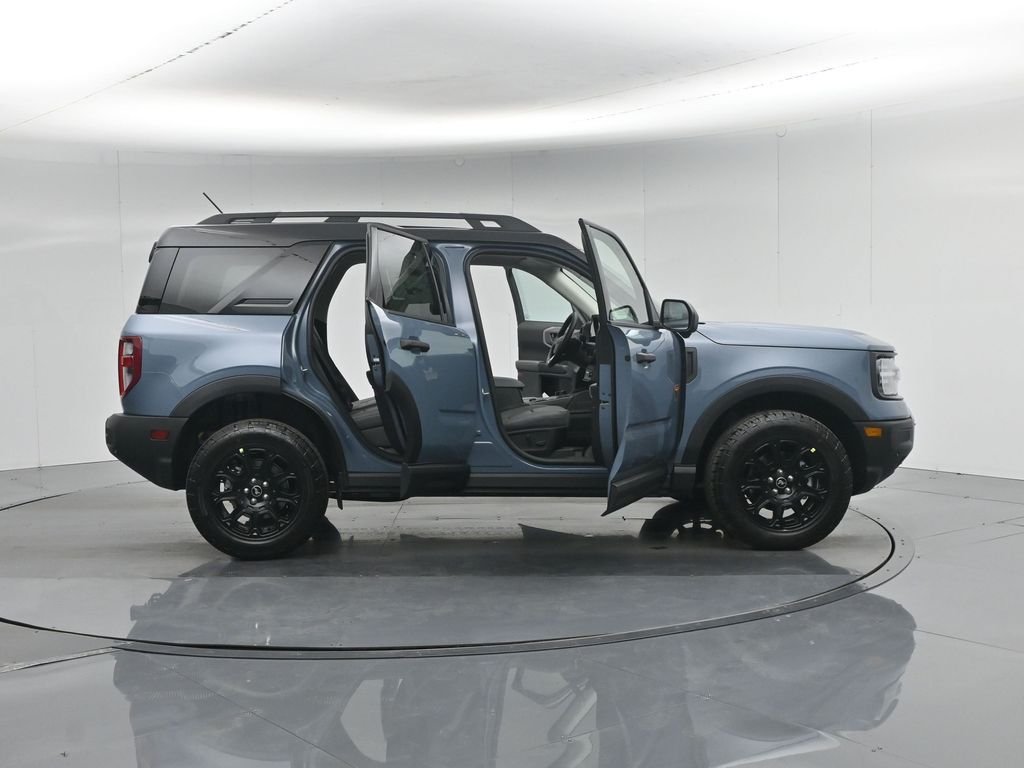 New 2026 Azure Gray Metallic Tri-Coat Ford Badlands image 36